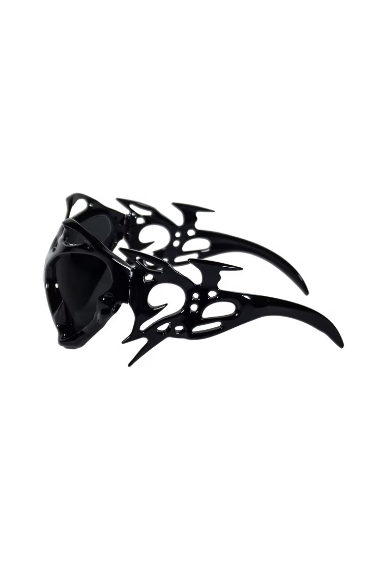 SCULPTURAL SUNGLASSES