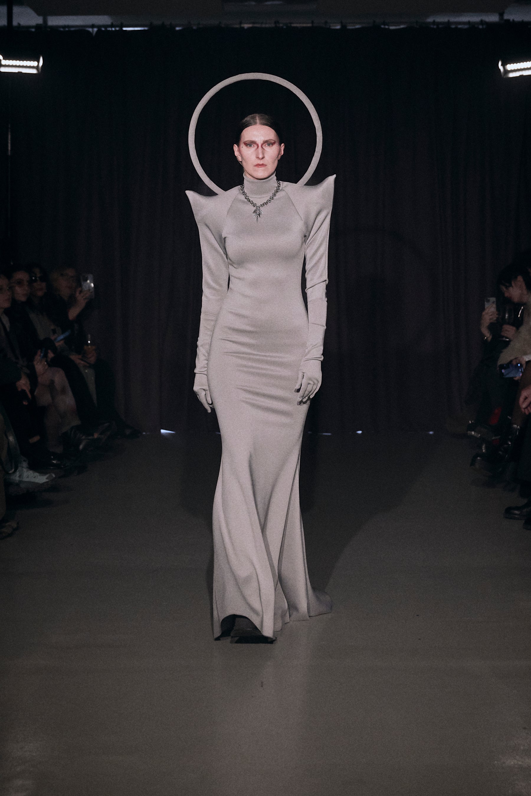 LOOK 9