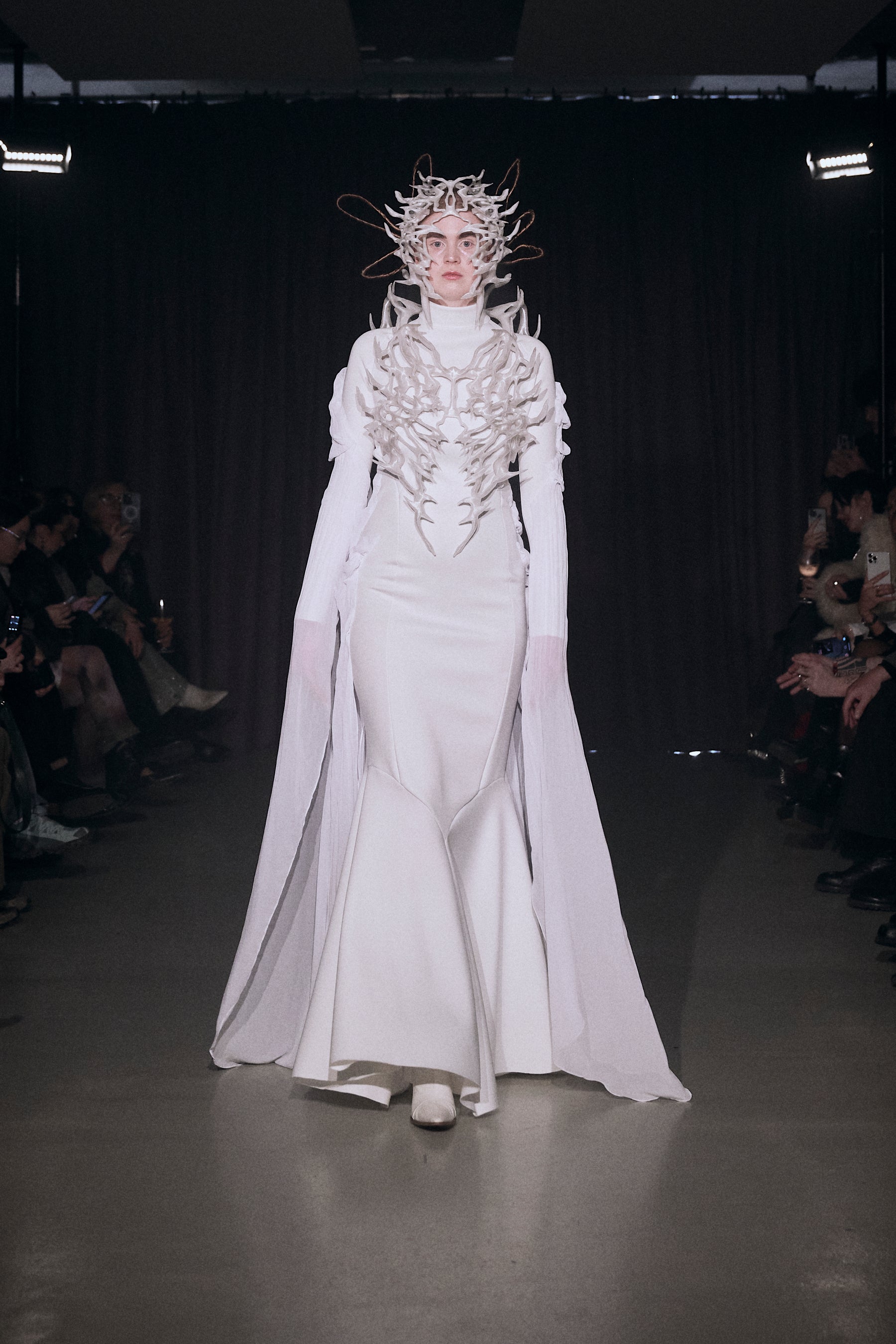 LOOK 10