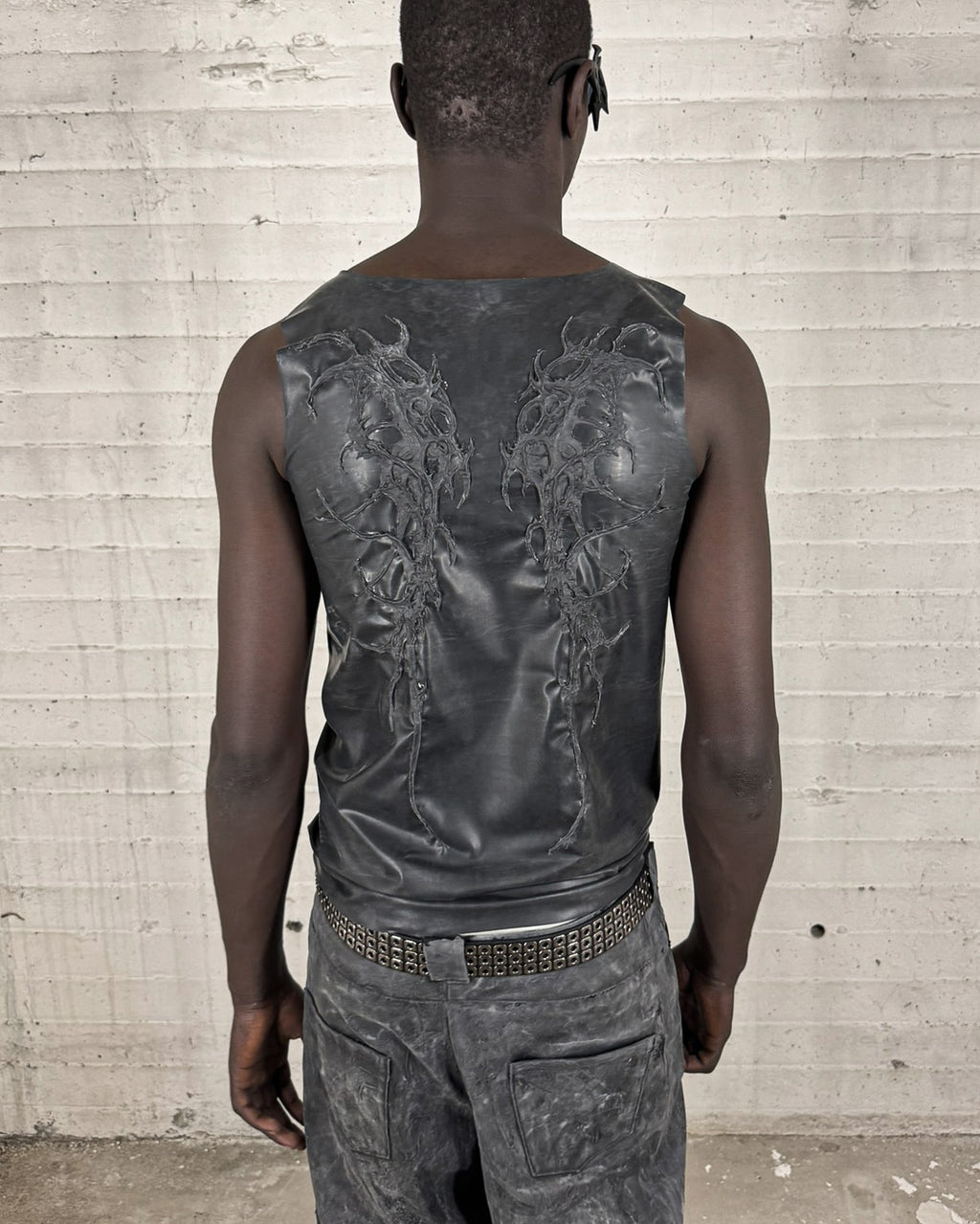 RELIEF LATEX TANKTOP