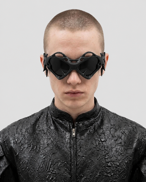 SCULPTURAL SUNGLASSES